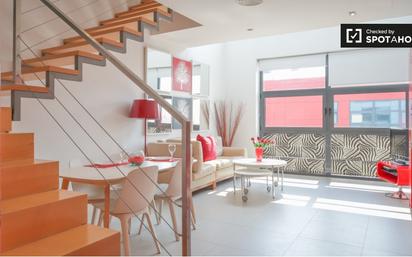 Living room of Flat to rent in  Madrid Capital  with Air Conditioner and Balcony