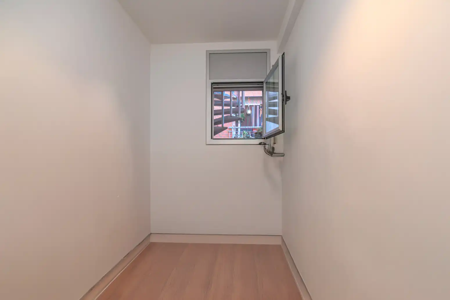 Flat for sale in Sant Boi de Llobregat  with Parquet flooring and Terrace