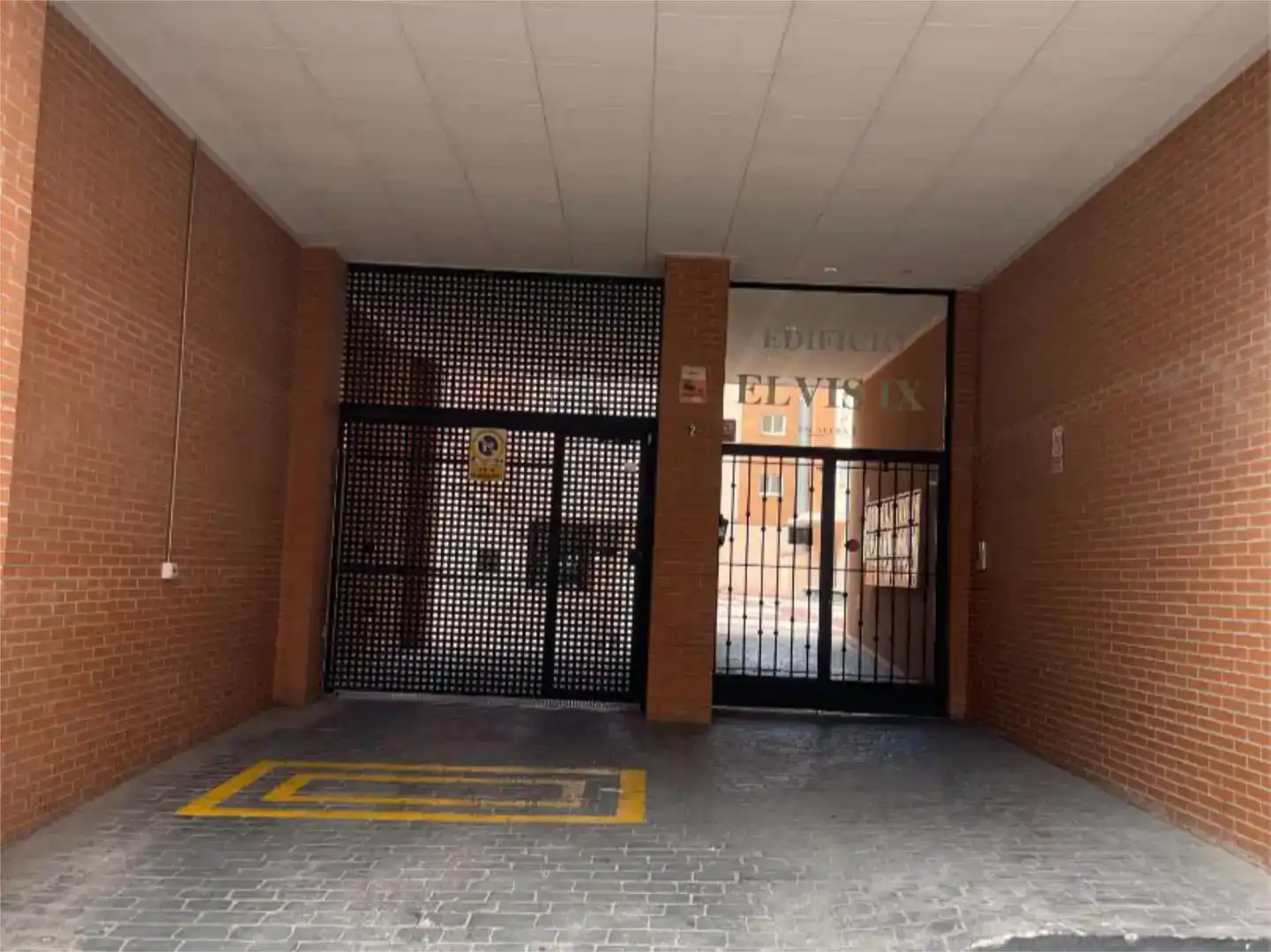 Garaje de alquiler en Sur