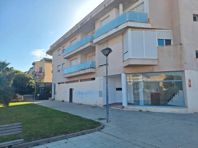 Local comercial en Alquiler en Paseo Santa María del Aguila en Santa María del Águila