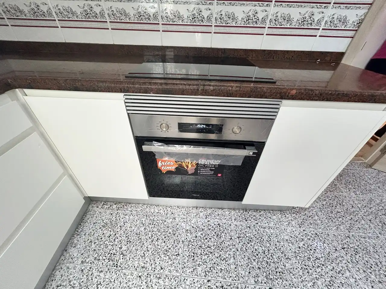 Cocina de Piso de alquiler en Alaquàs con Horno, Balcón y Alarma