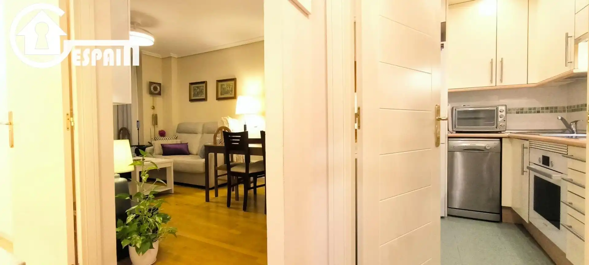 Flat for sale in Madrid  with Air Conditioner, Heating and Private garden