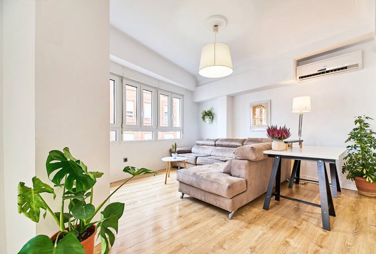 Apartament de lloguer a Carrer de l'Editor Manuel Aguilar, 2, El Mercat