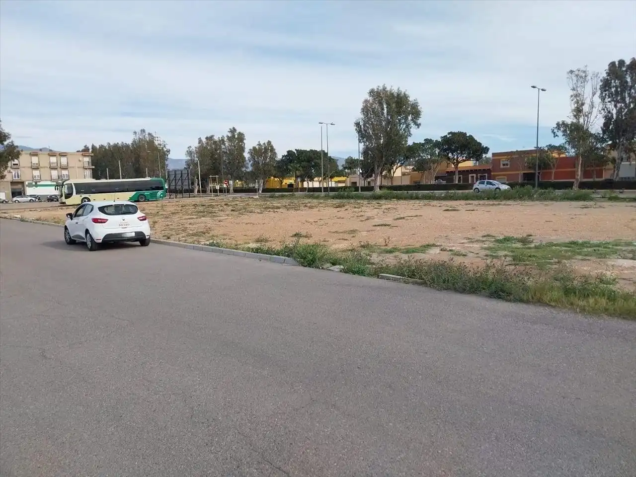 Residential land for sale in Roquetas de Mar ciudad