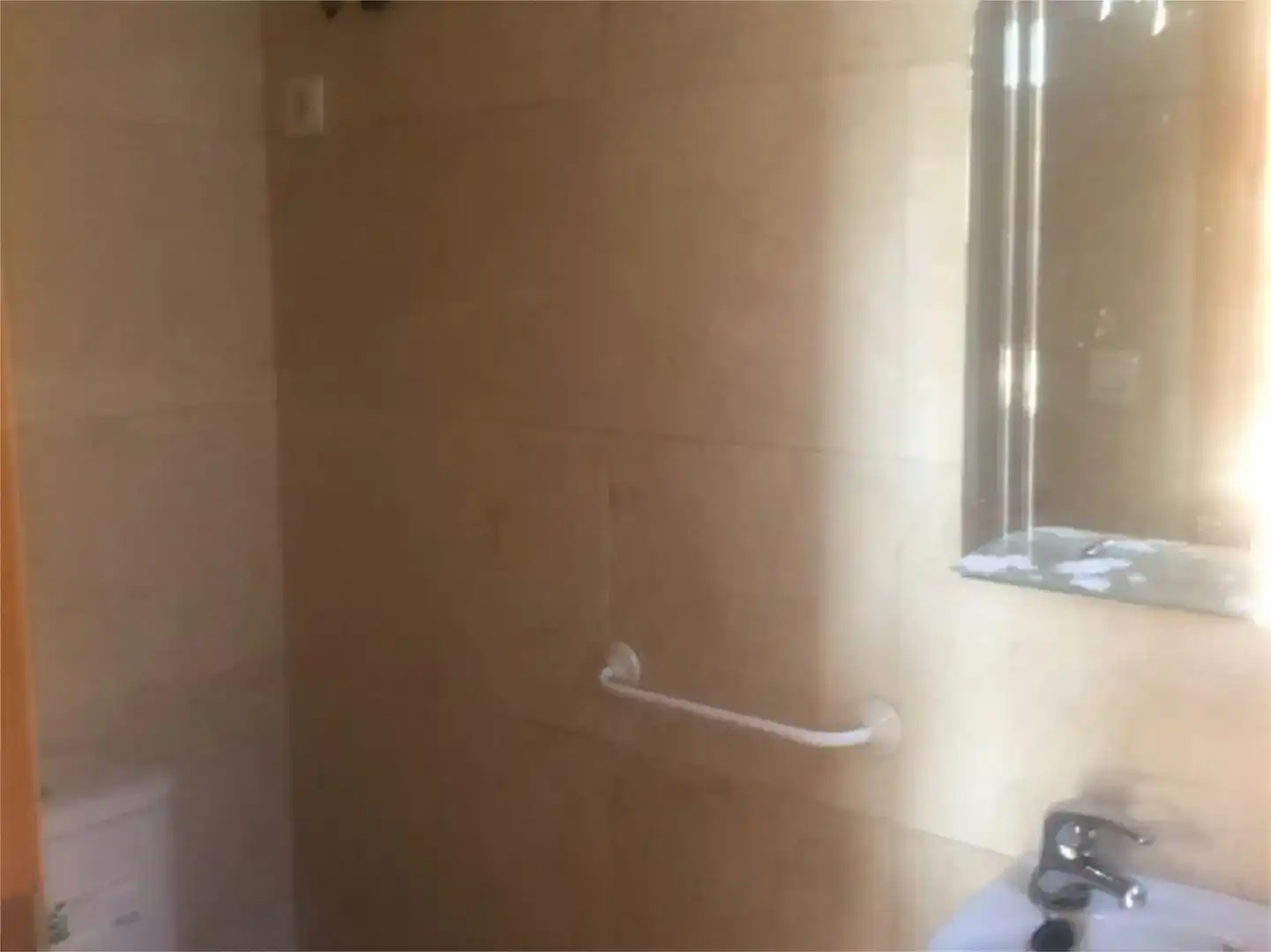 Baño de Local en venta en Baena con Aire acondicionado y Parquet