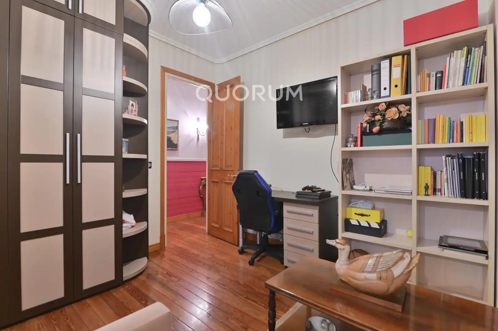 Schlafzimmer von Wohnung zum Verkauf in Bilbao  mit Heizung und Balkon