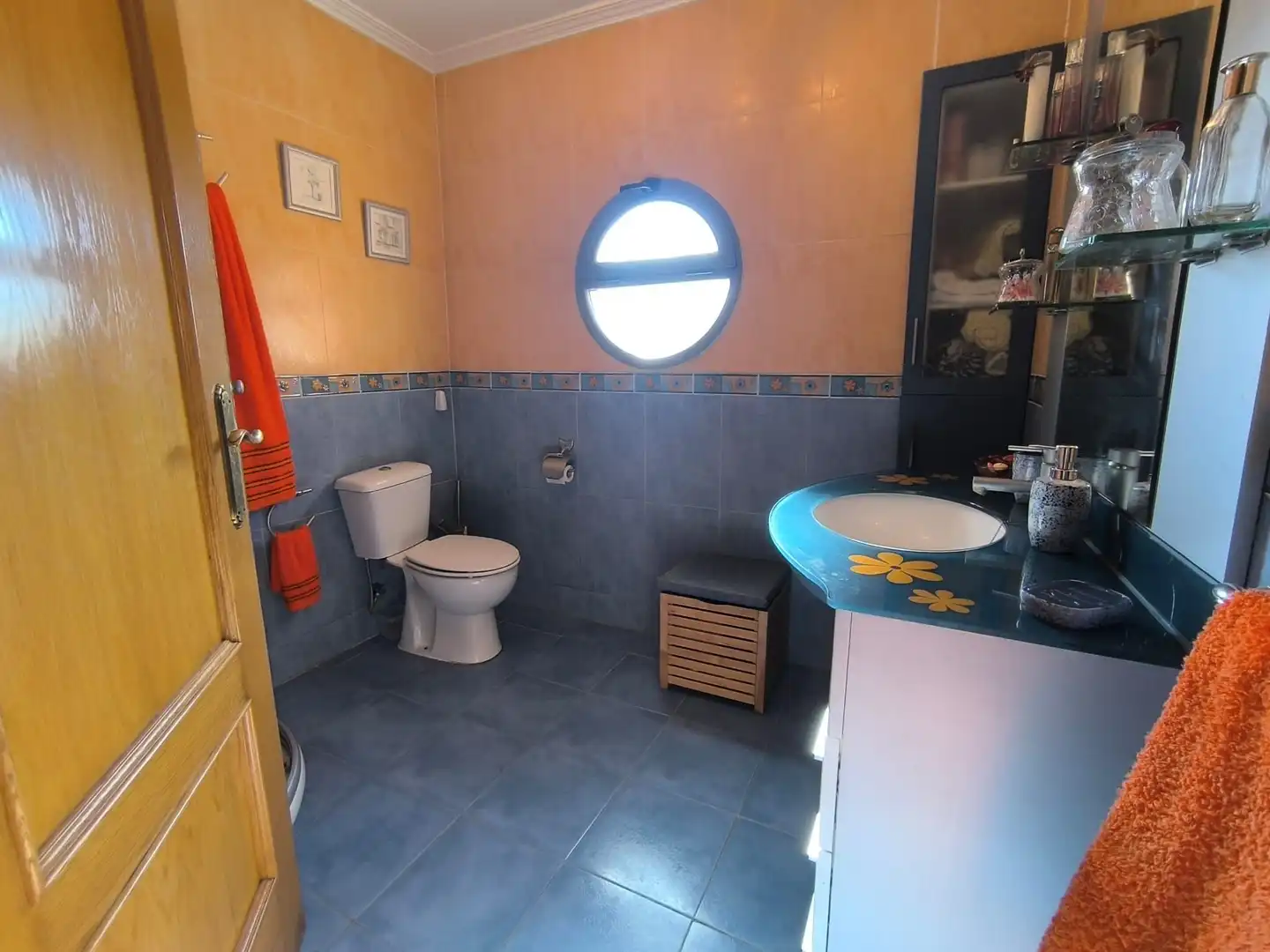 Bathroom of Houses for sale in Fresno de Río Tirón  with Heating, Private garden and Terrace