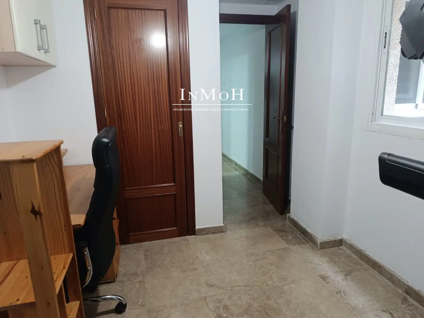 Wohnung zum Verkauf in San Fernando mit Heizung, Terrasse und Balkon