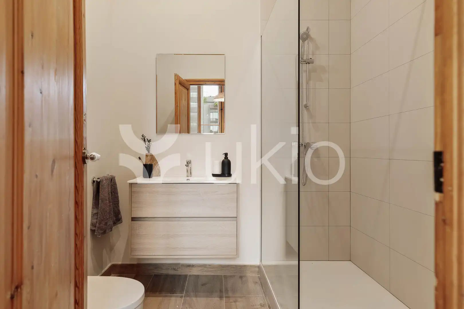 Apartamento con terraza en alquiler en Carrer de Pau Claris, imagen 20