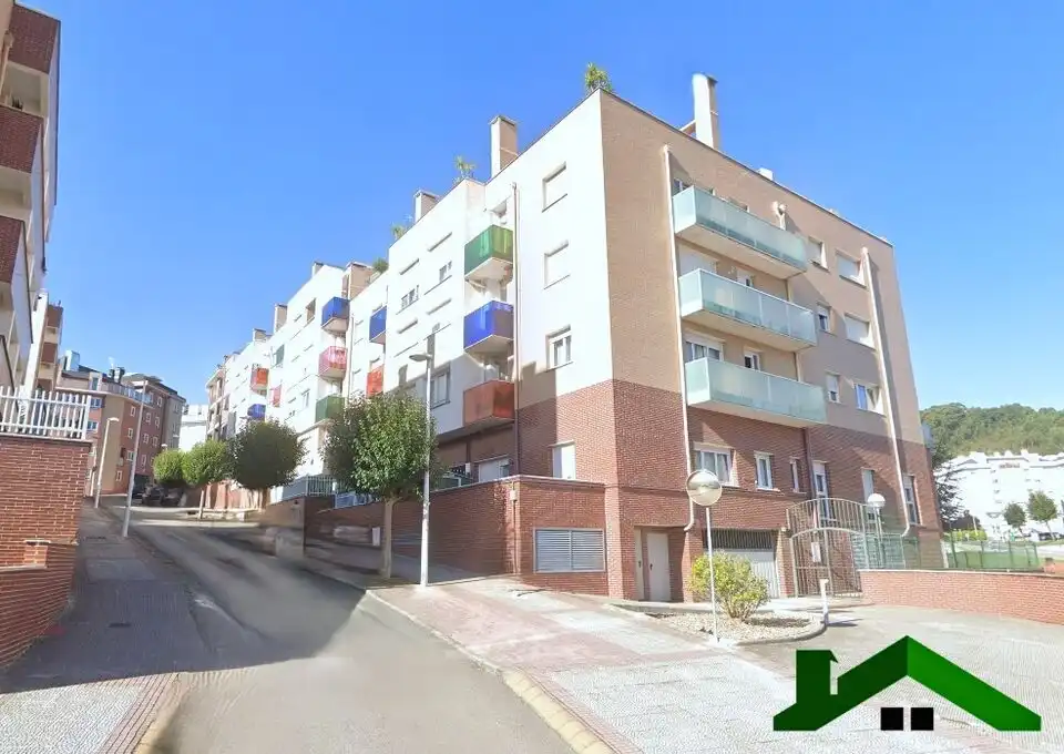 Piso en venta en Calle Los Caserios, Centro