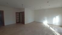 Flat for sale in Linares