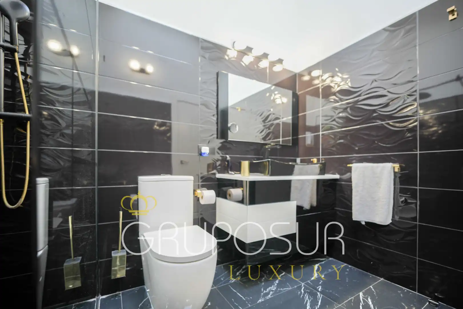 Bathroom of Detached homes for sale in Viana de Cega  with Air Conditioner, Heating and Parquet flooring