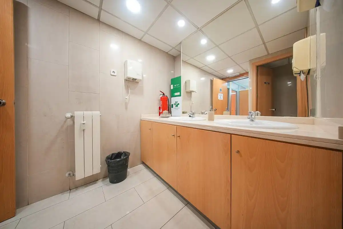 Bany de Pis en venda en Madrid amb Aire condicionat i Calefacció
