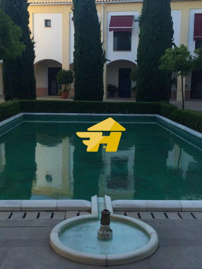 Piscina de Pis de lloguer en  Córdoba Capital amb Aire condicionat, Calefacció i Jardí privat