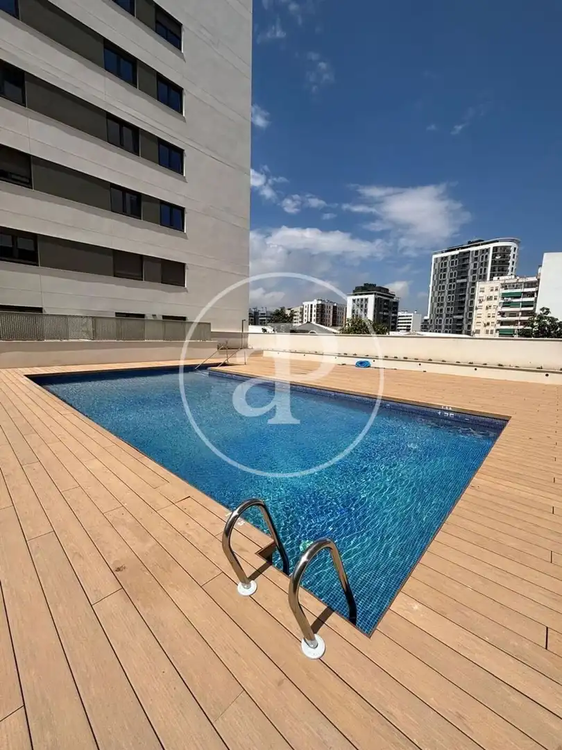 Piscina de Pis de lloguer en Valencia amb Aire condicionat, Calefacció i Terrassa