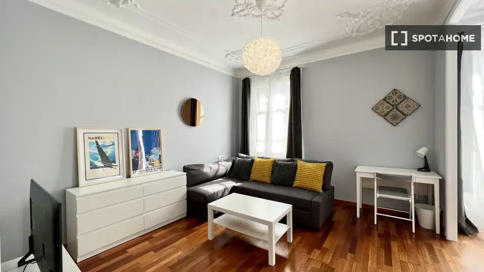 Appartamento con terrazza in affitto a Eixample, imagen 17