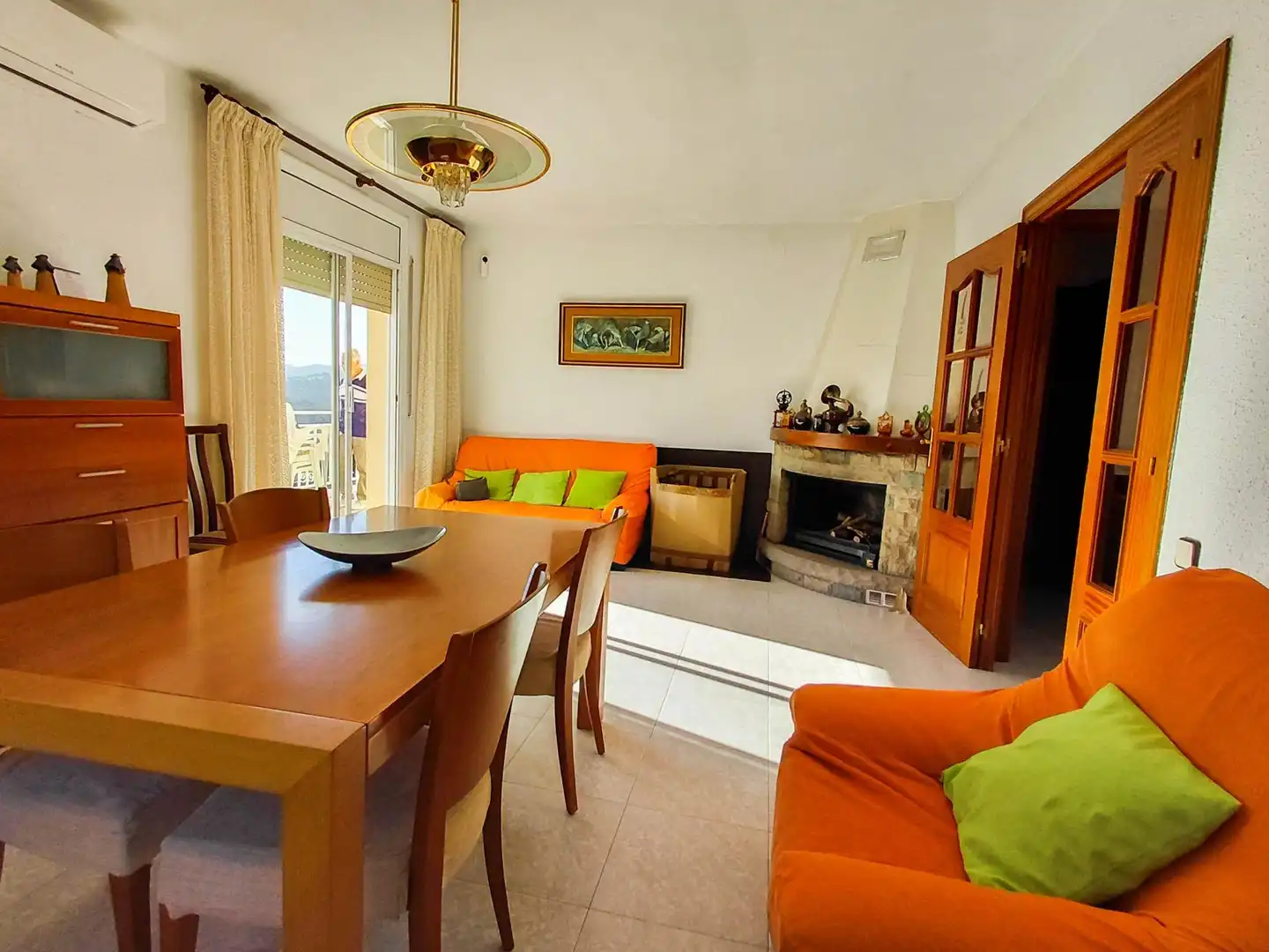 Sala de estar de Casa o chalet en venta en Els Hostalets de Pierola con Aire acondicionado, Jardín privado y Terraza