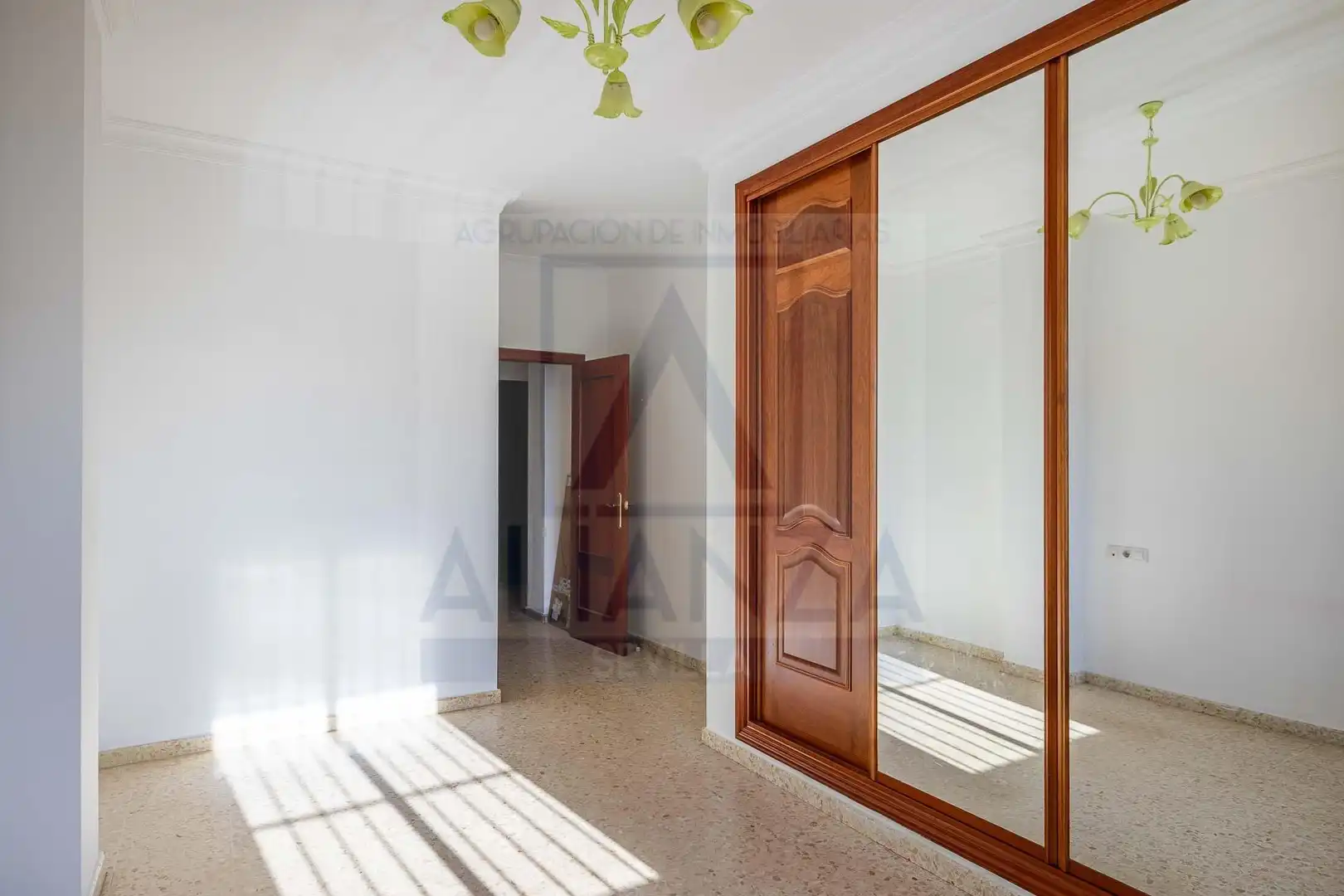 Flat for sale in Balcón de Sevilla - Atalaya - La Uva - La Extremeña