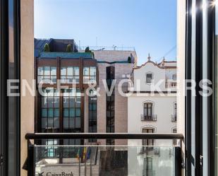 Exterior view of Apartment to rent in  Valencia Capital  with Air Conditioner and Balcony