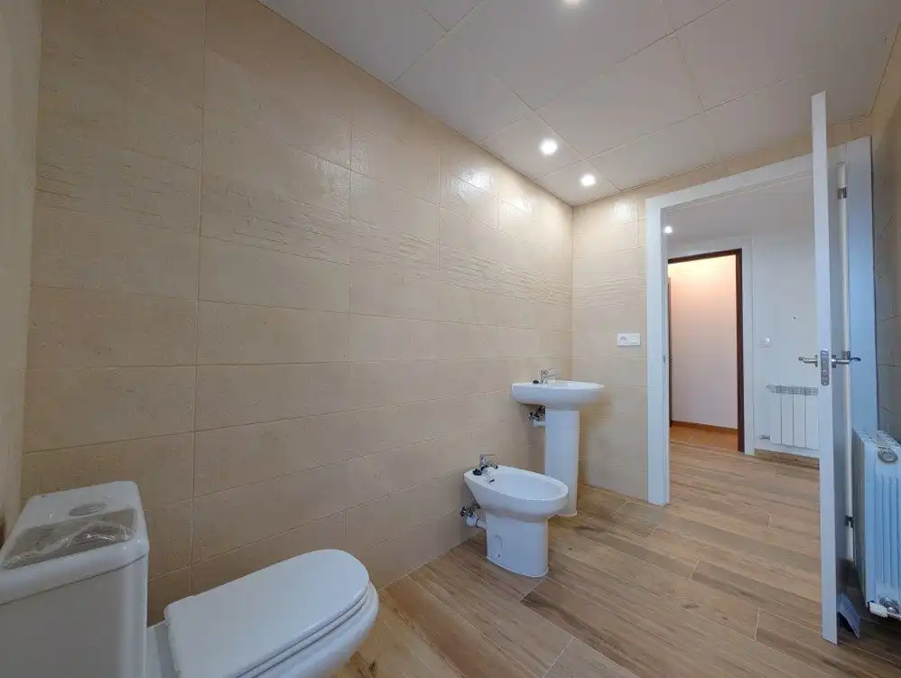 Bathroom of Detached homes for sale in El Burgo de Ebro  with Heating, Terrace and Storage room