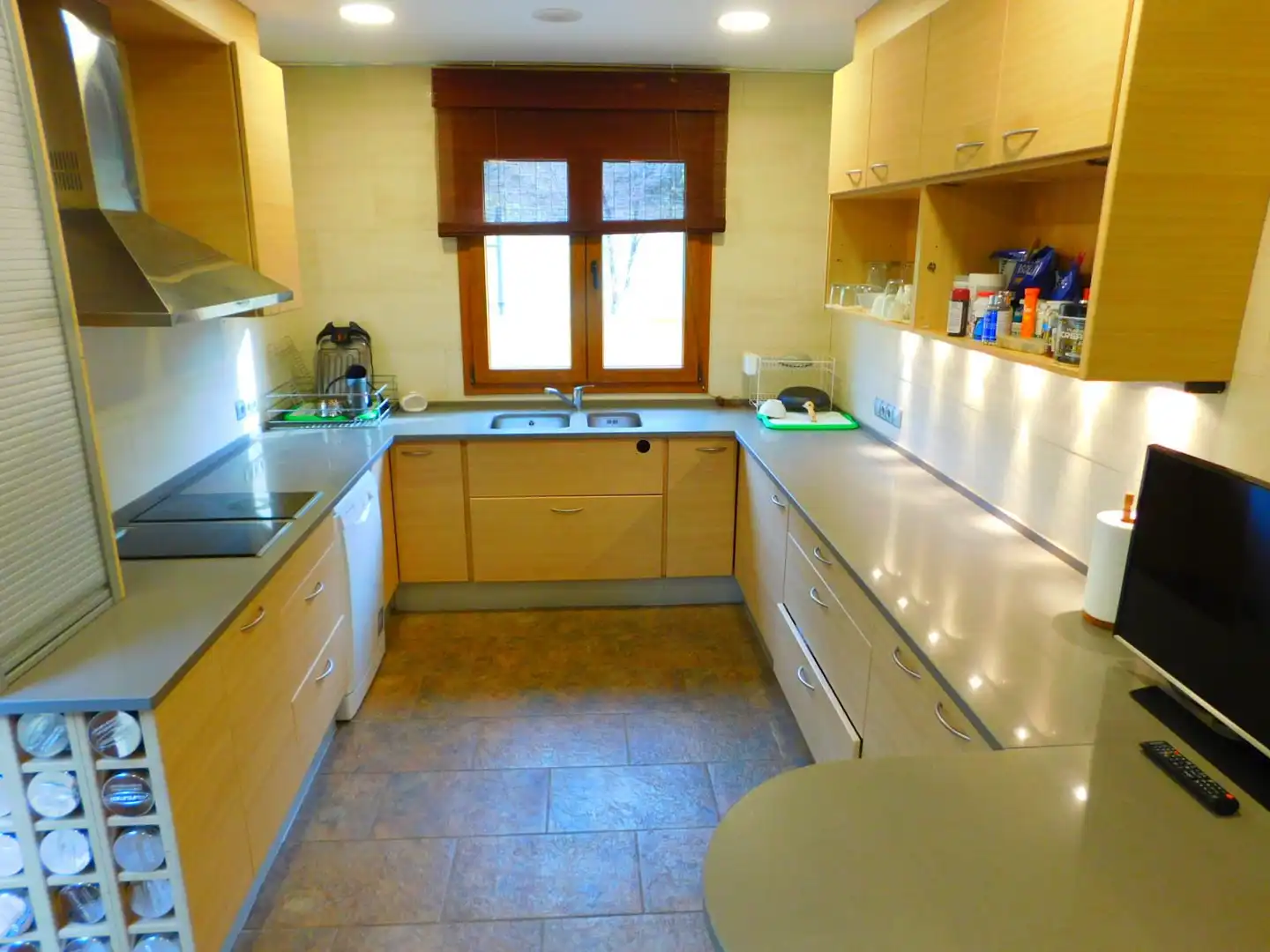 Cocina de Casa o chalet en venta en Palau-saverdera con Aire acondicionado, Jardín privado y Terraza