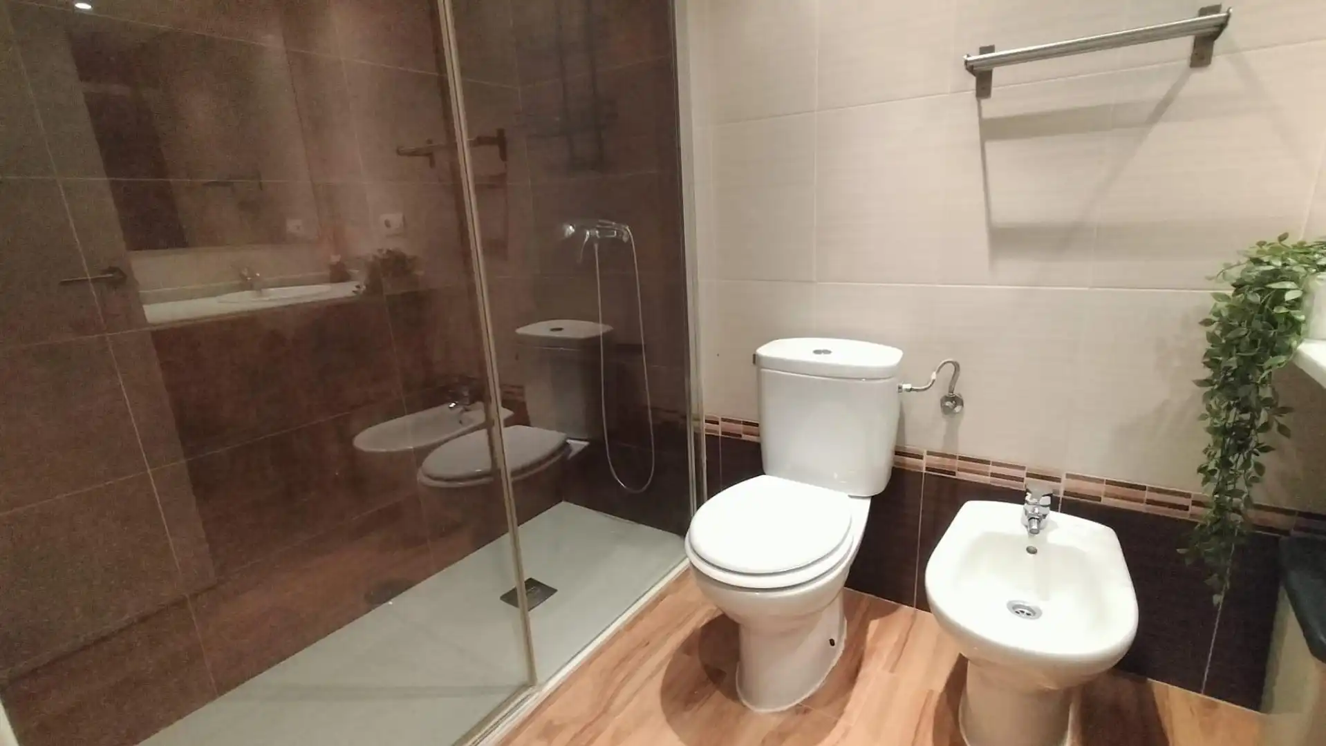 Badezimmer von Wohnung zur Miete in Málaga mit Klimaanlage, Heizung und Möbliert