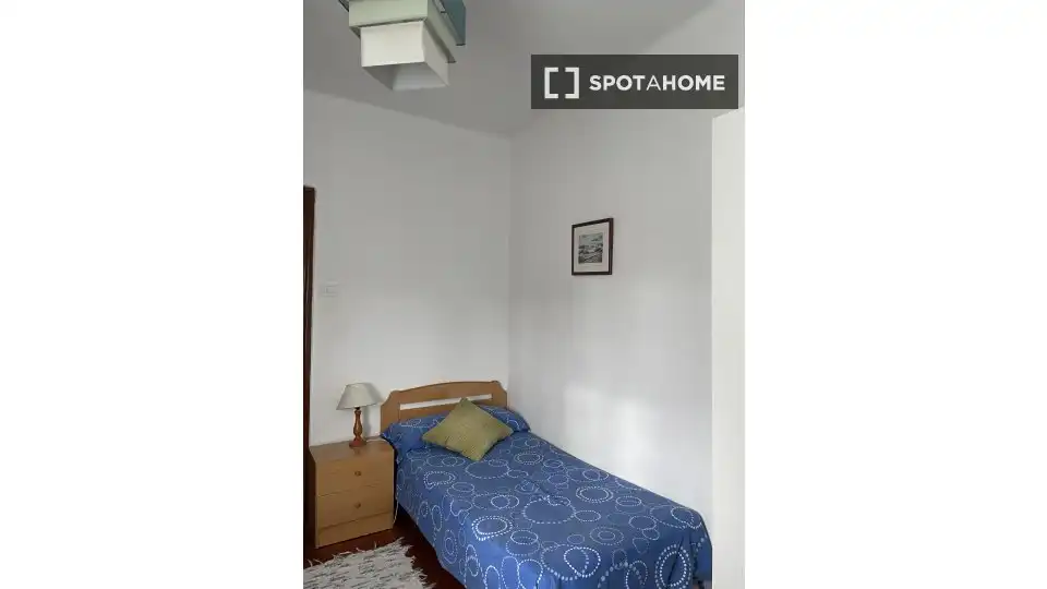 Habitación en Plaza España - Corte Inglés