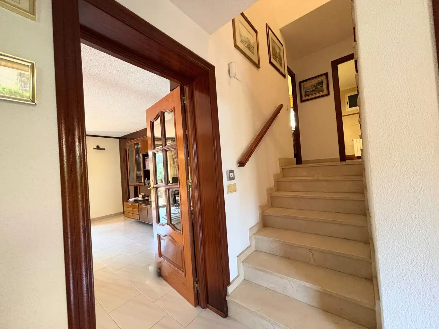 Haus oder Chalet zum Verkauf in Benidorm mit Klimaanlage, Terrasse und Schwimmbad