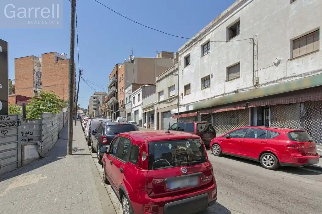 Vista exterior de Residencial en venta en Badalona