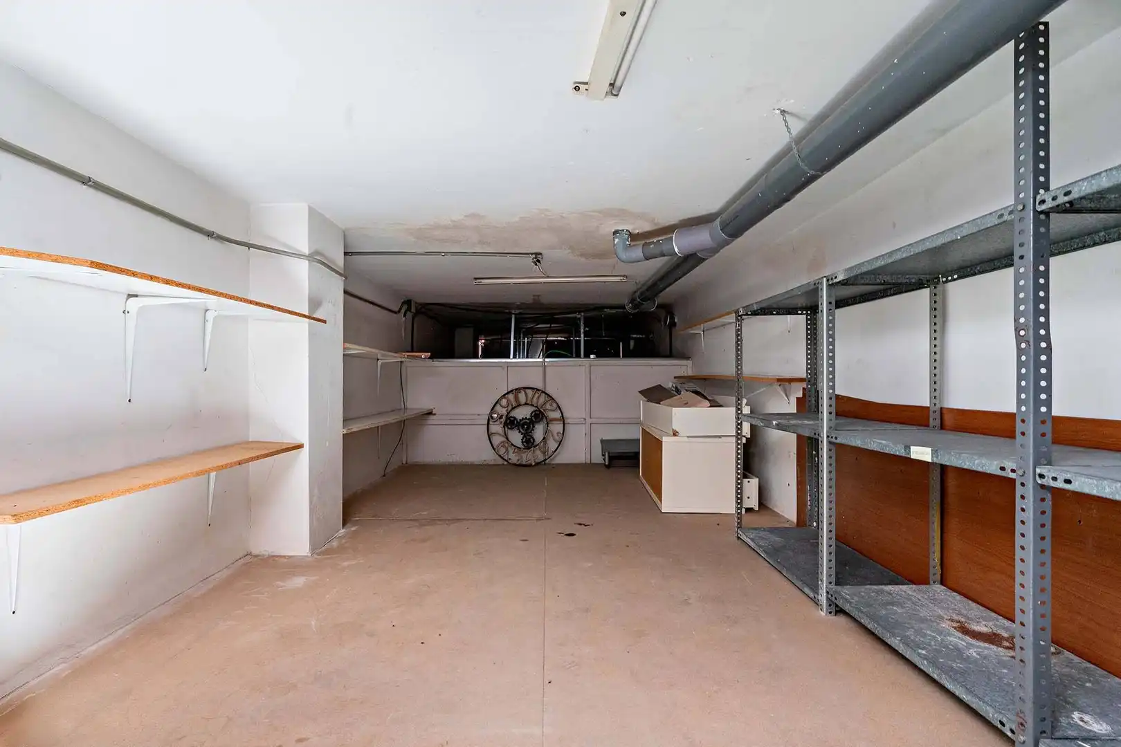 Business premises for sale in Calle CALZADA DE CASTRO, imagen 10