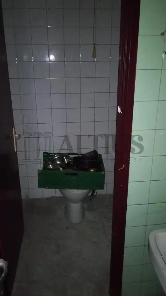 Geschaftsraum zur Miete in Av. de Rodríguez de Viguri, Campus Norte - San Caetano