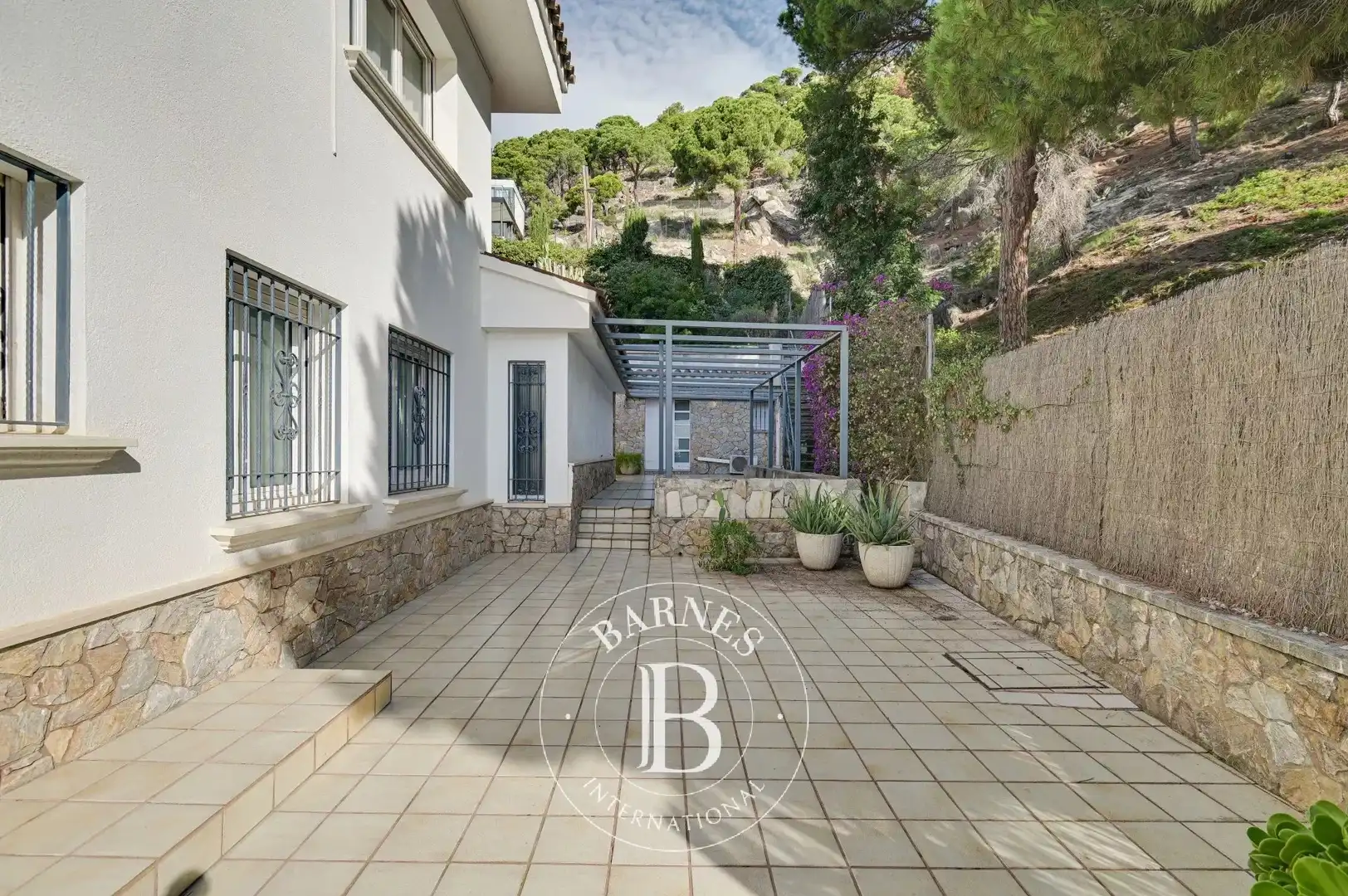Garden of Houses for sale in Cabrils  with Air Conditioner, Heating and Private garden