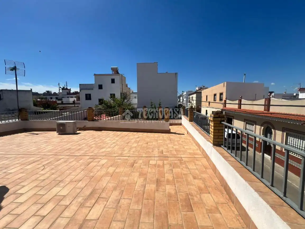 Terrassa de Casa o xalet en venda en Valencina de la Concepción