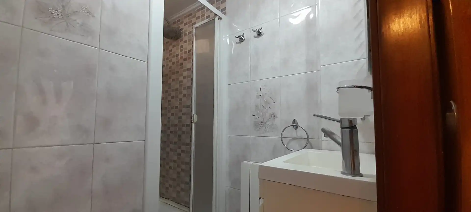 Baño de Piso en venta en Basauri  con Calefacción, Amueblado y Horno