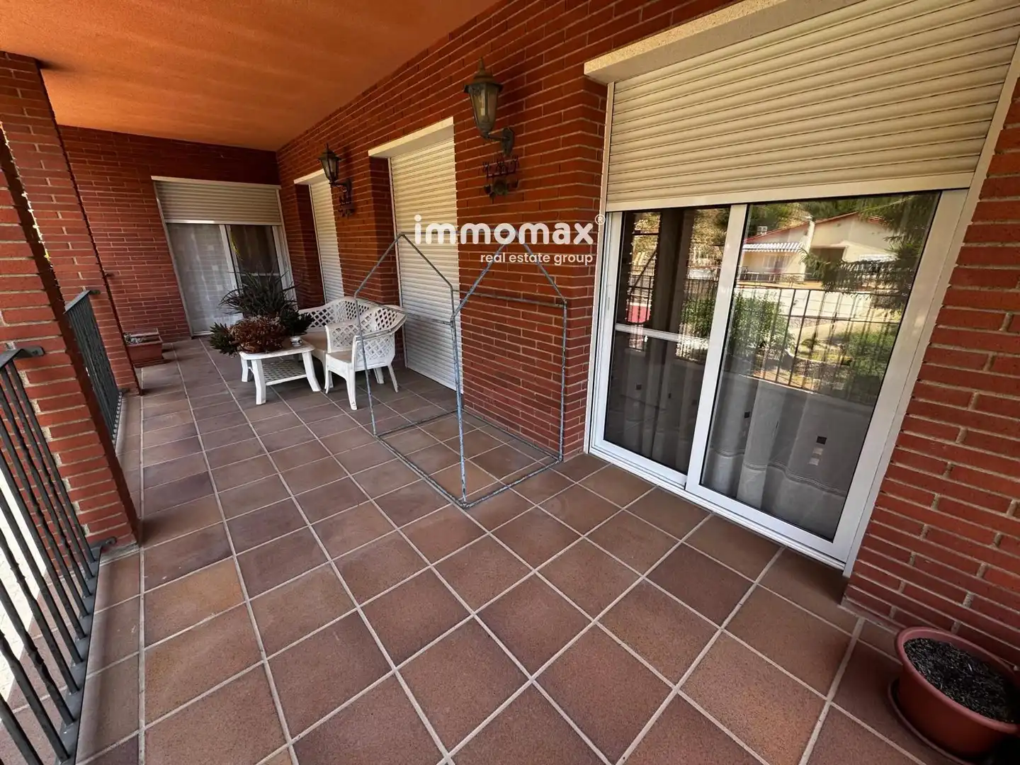 Vista exterior de Casa o chalet en venta en Vallirana con Aire acondicionado, Calefacción y Terraza