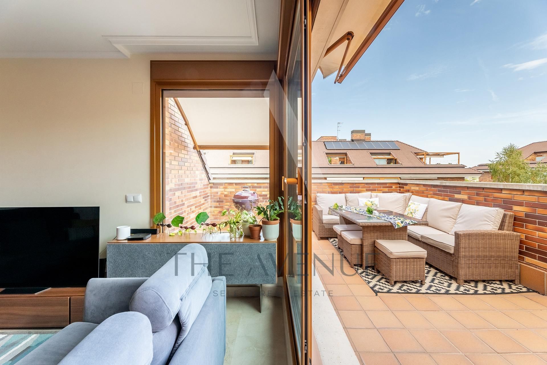 Terrace of Attic for sale in Boadilla del Monte  with Heating, Private garden and Terrace