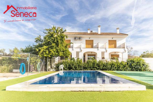 Casa-chalet en Venta en Montemayor