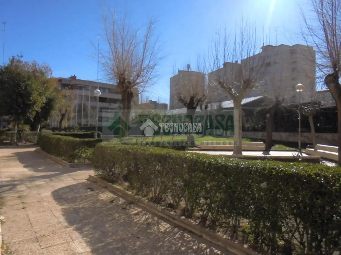 Exterior view of Flat for sale in Fuenlabrada  with Air Conditioner, Heating and Community pool