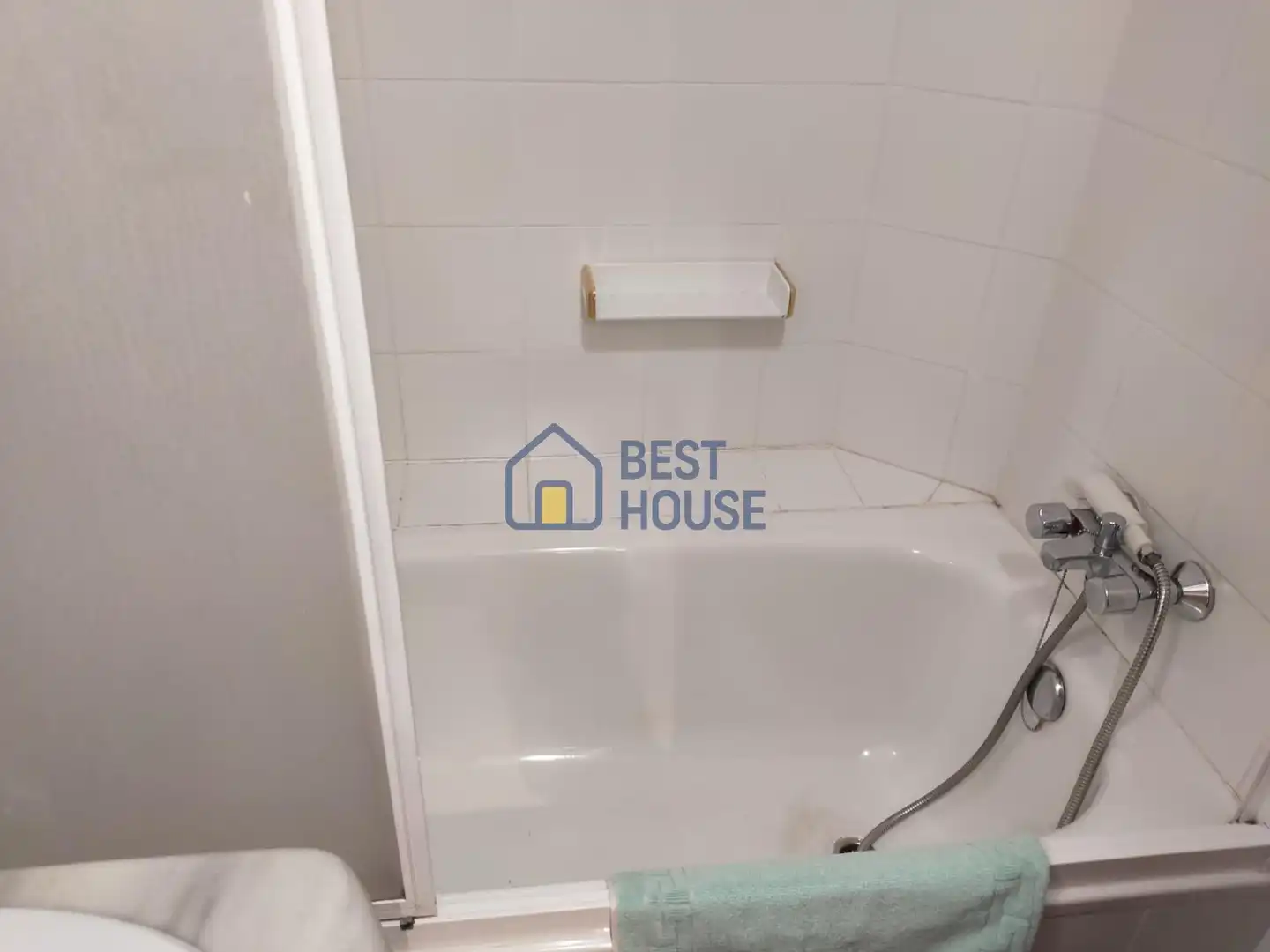 Baño de Apartamento de alquiler en San Andrés del Rabanedo con Calefacción y Amueblado