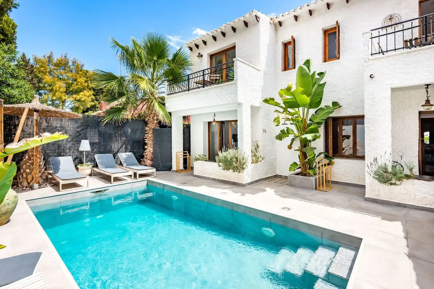 Piscina de Casa adosada en venta en Orihuela con Jardín privado, Terraza y Trastero