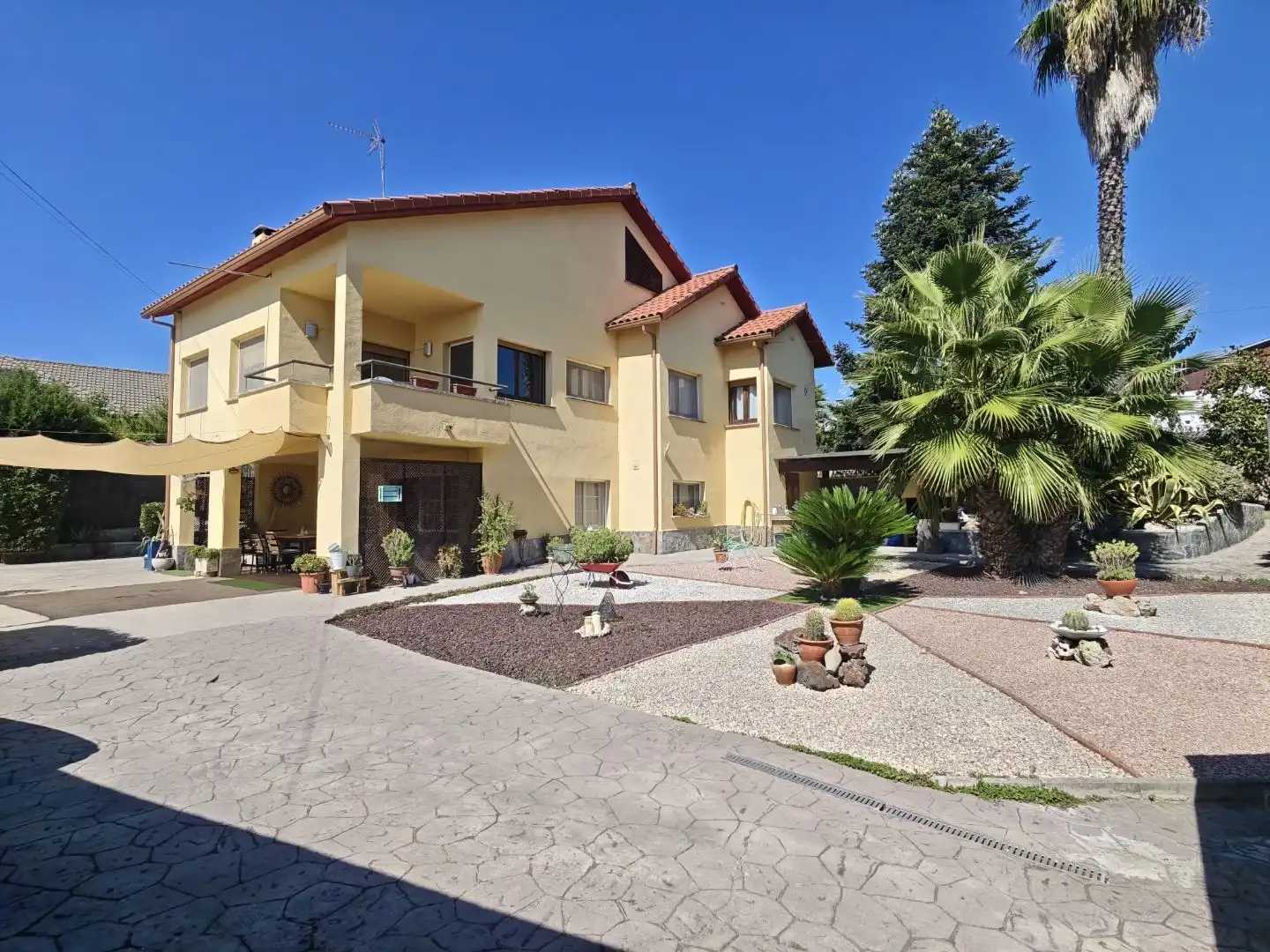 Haus mit Garten zum Verkauf in c/ font del tord 9, imagen 2
