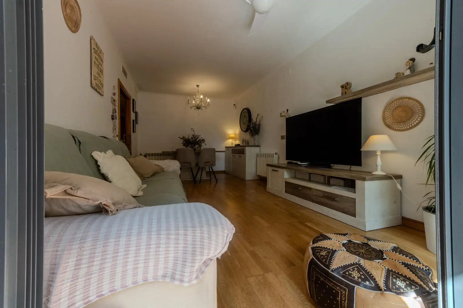 Sala de estar de Planta baja en venta en Sabadell con Aire acondicionado, Calefacción y Jardín privado