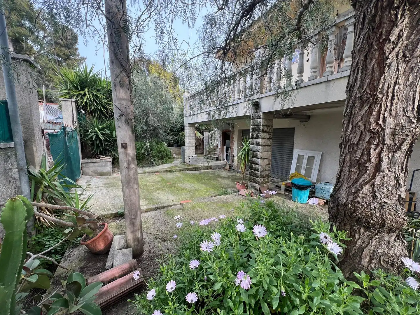 Jardí de Finca rústica en venda en Vilanova i la Geltrú amb Jardí privat, Terrassa i Traster