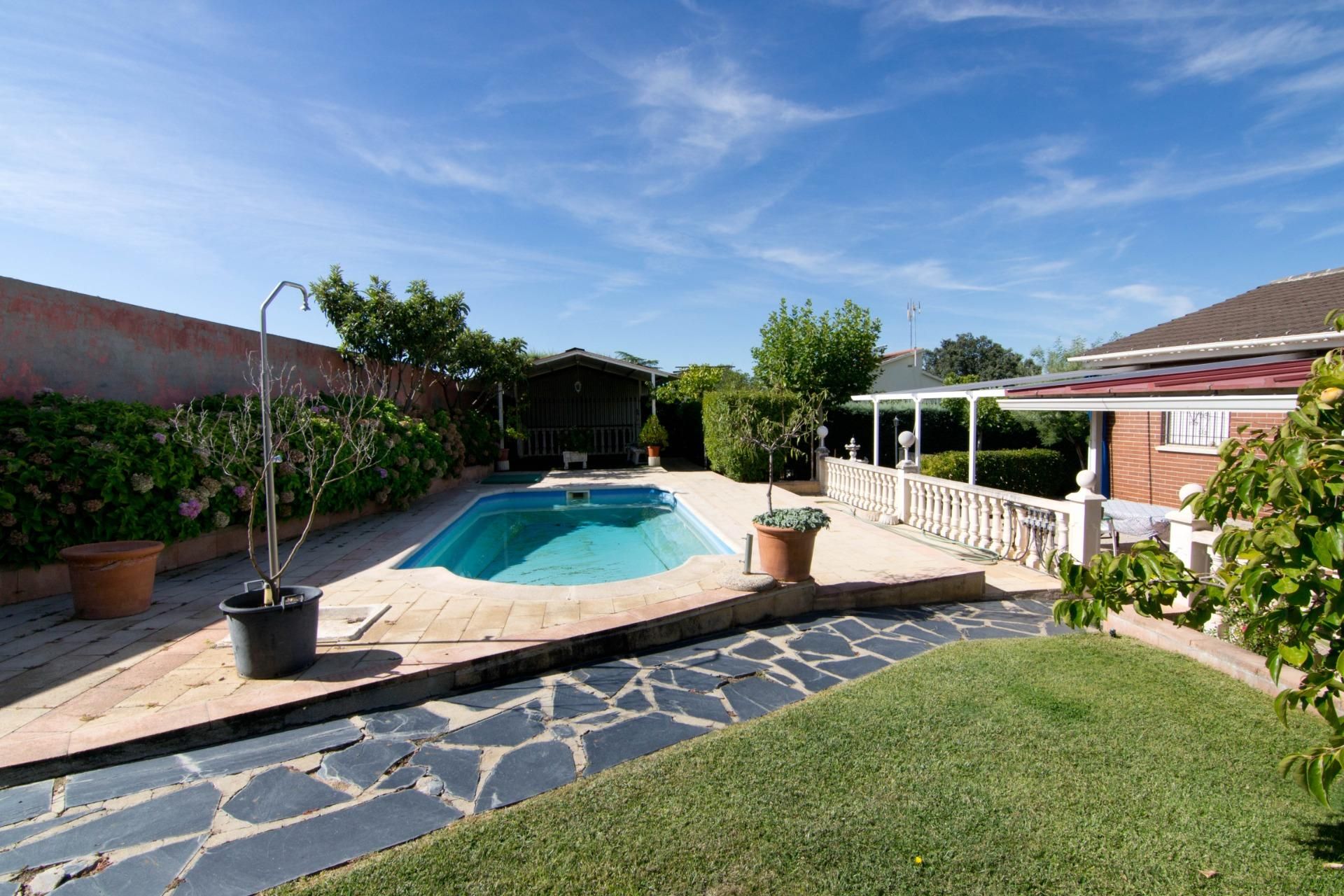 Swimming pool of House or chalet for sale in Almorox  with Heating and Swimming Pool