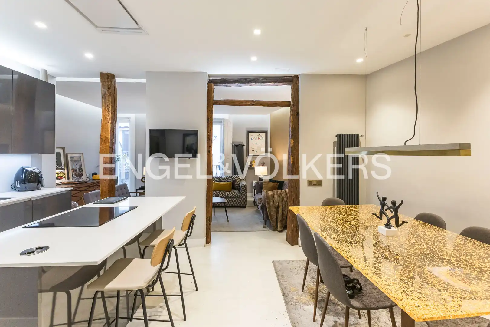 Comedor de Piso en venta en Madrid con Calefacción