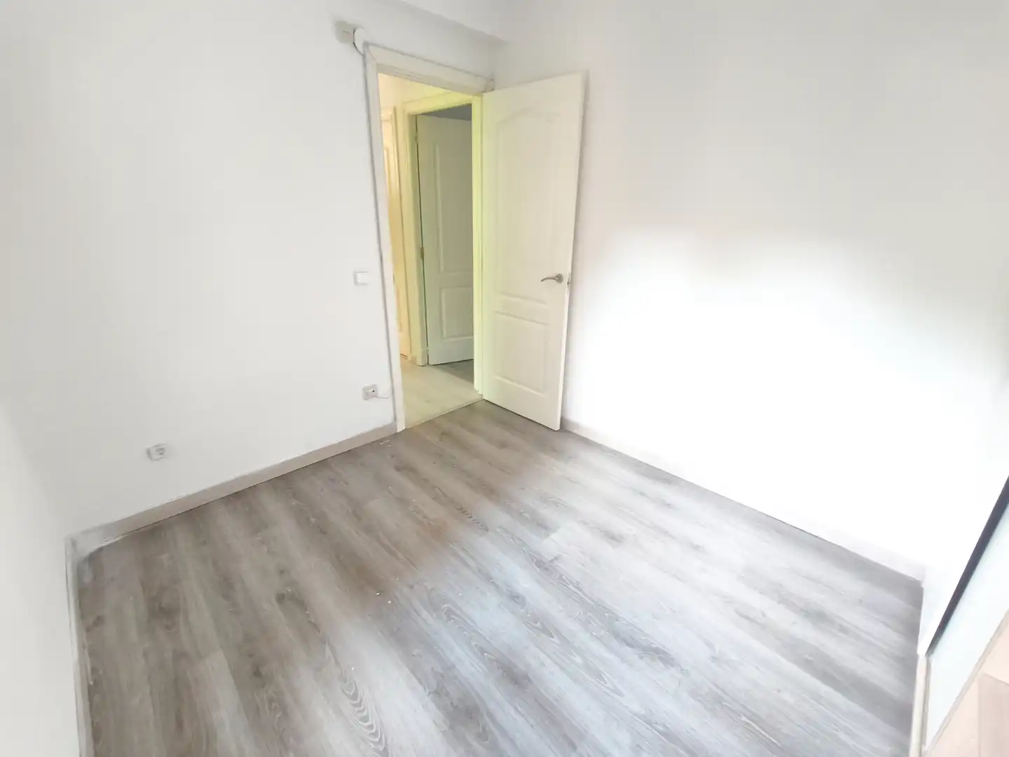 Dormitori de Pis en venda en Móstoles amb Aire condicionat, Parquet i Moblat