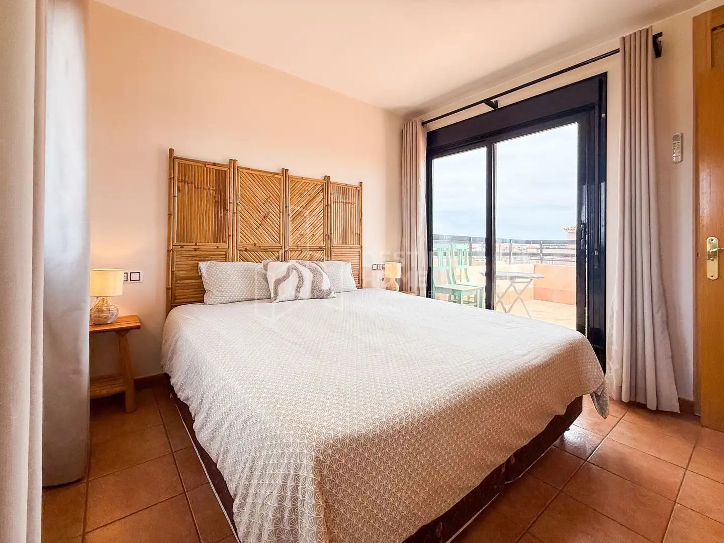 Dormitori de Casa o xalet de lloguer en La Oliva amb Jardí privat, Terrassa i Piscina comunitària