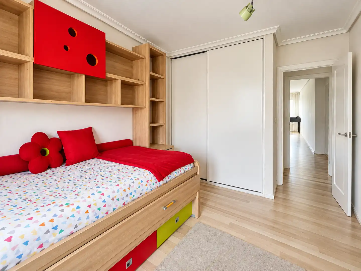 Flat for rent in Calle Paseo del Ferrocarril, El Astillero