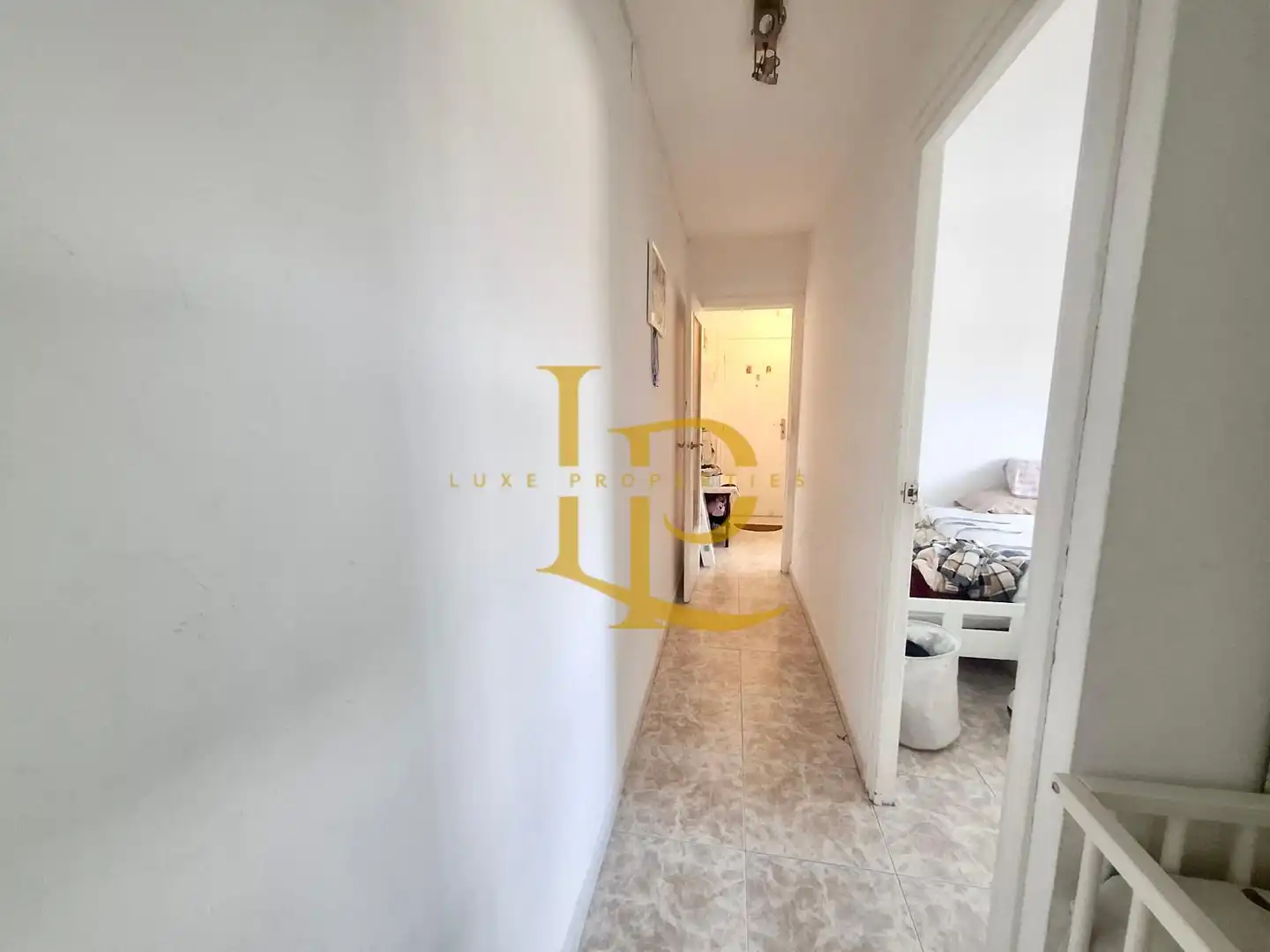Piso en venta en Rubí con Calefacción, Amueblado y Horno