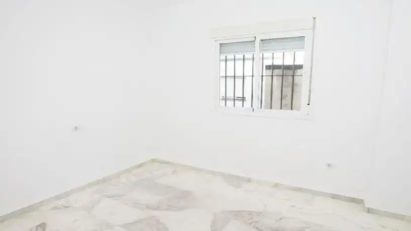 Dormitori de Casa adosada en venda en Sanlúcar de Barrameda